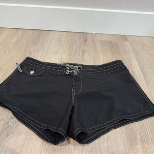 Birdwell Women’s Boardshorts